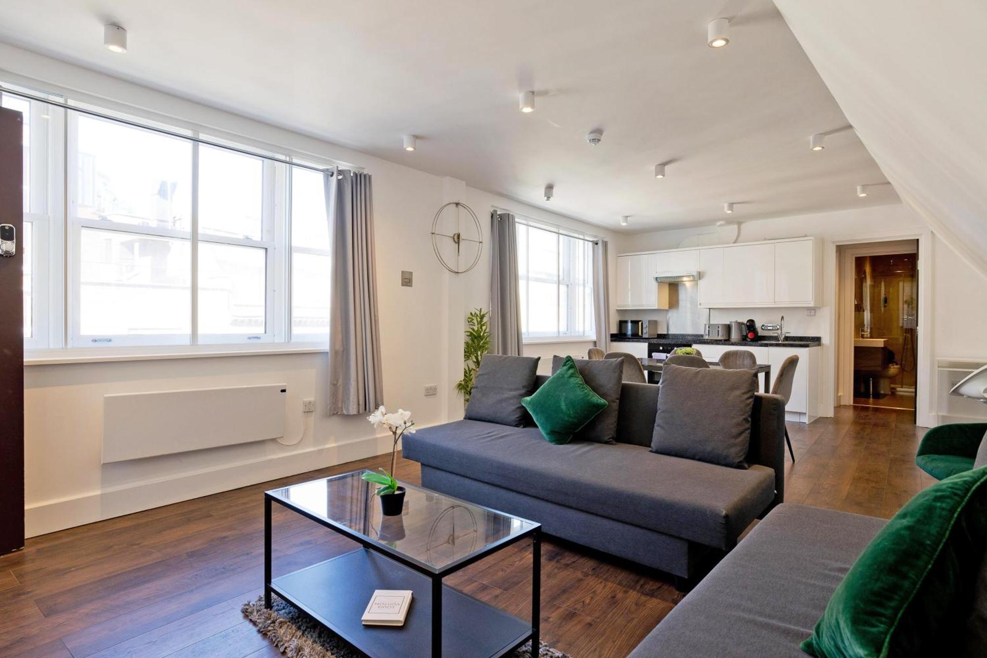 Imperial Middlesex Street Apartments Londen Buitenkant foto